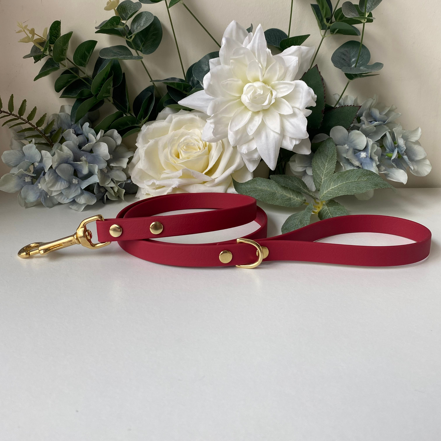 Wine Red Waterproof Lead