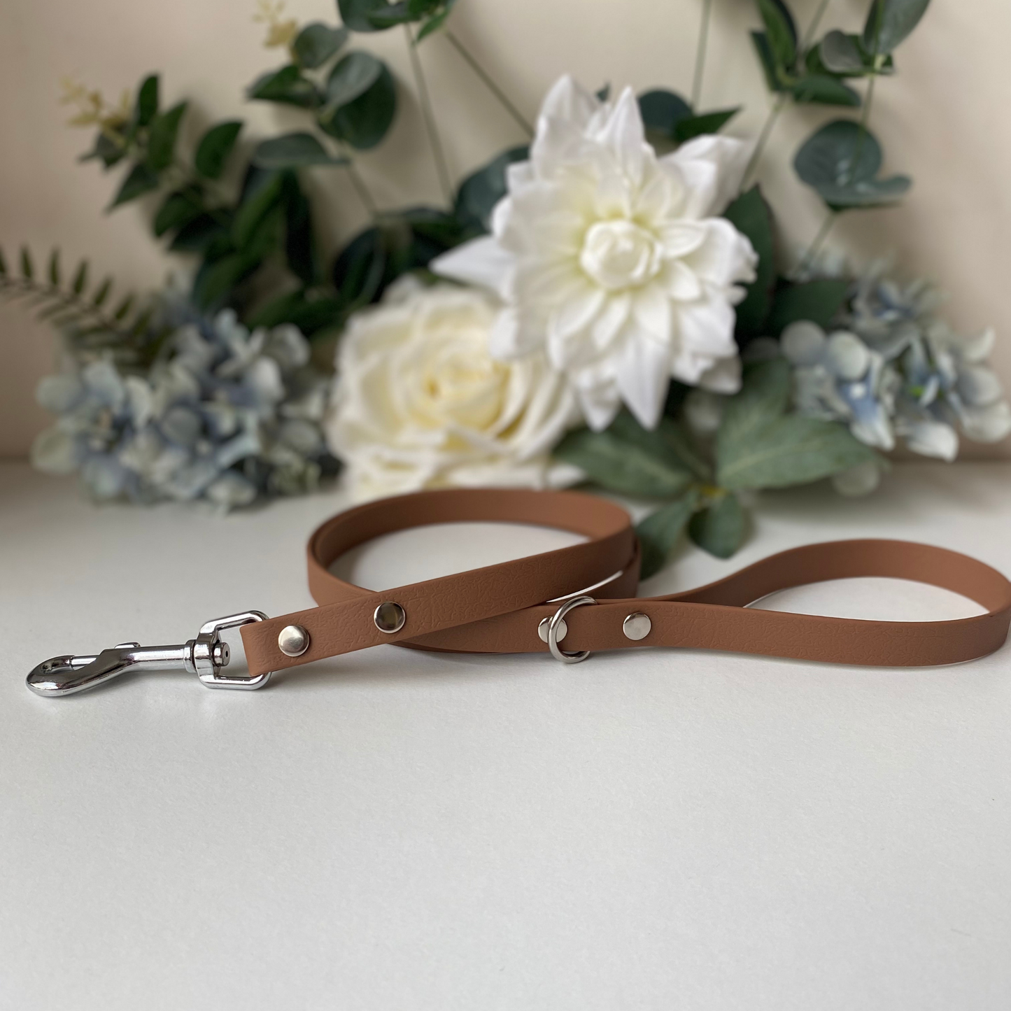 Light Brown Waterproof Lead