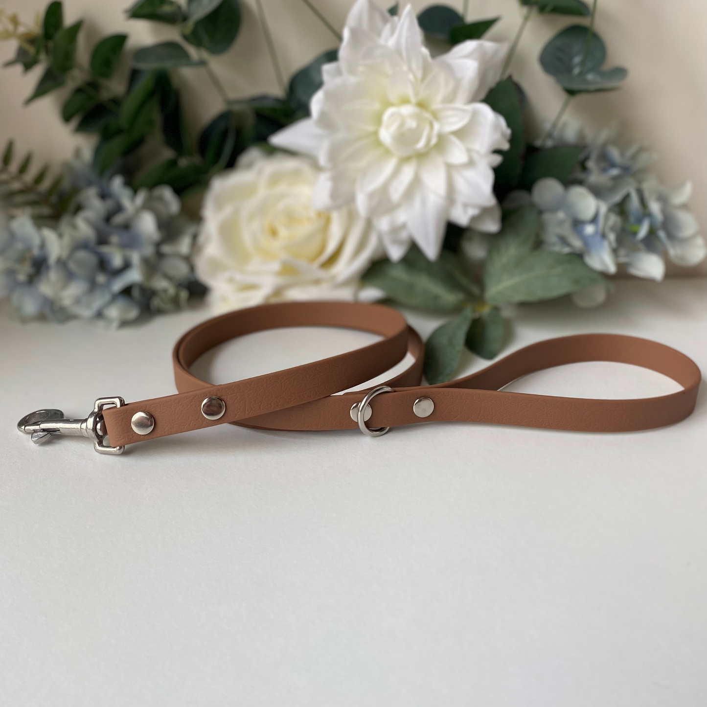 Light Brown Waterproof Lead