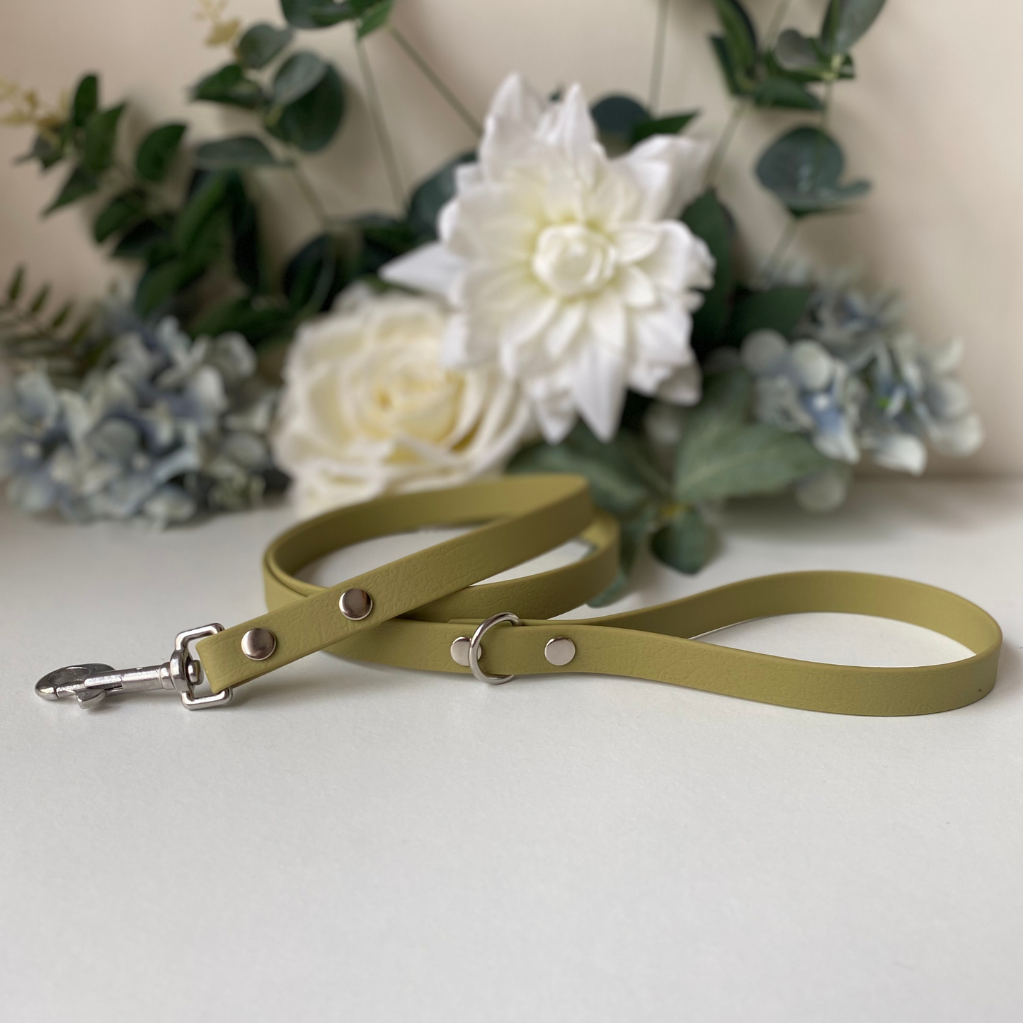 Khaki Green Waterproof Lead
