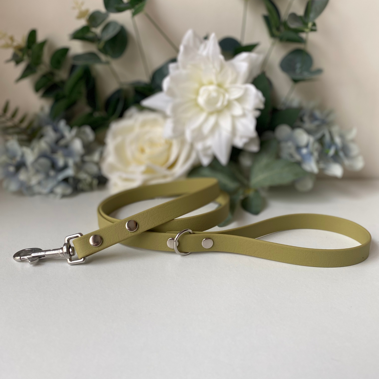 Khaki Green Waterproof Lead