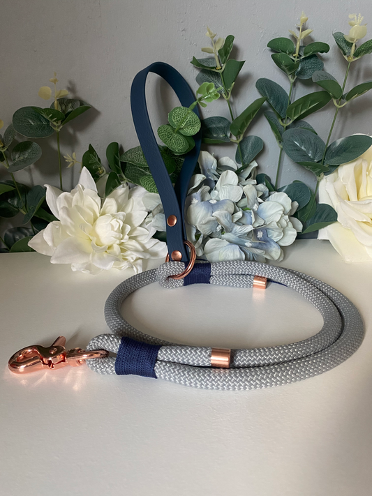 Light Grey Paracord Lead