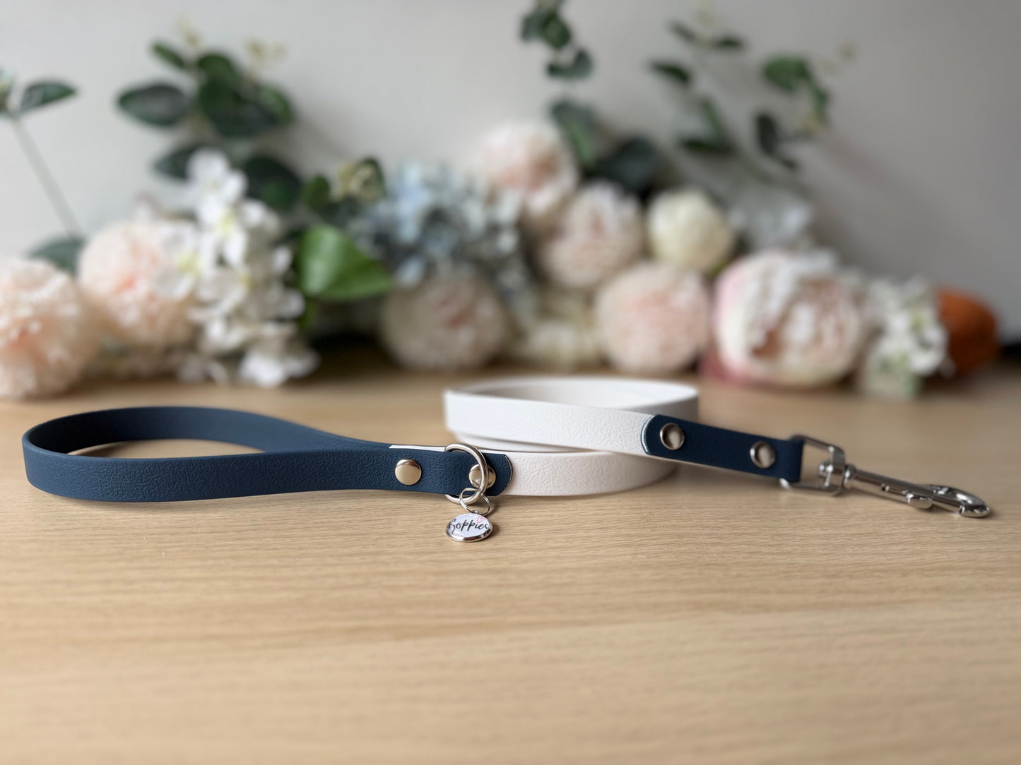 Navy And White Lead